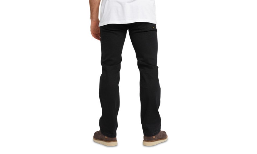 Nittiåtte Rette Jeanpitch Svart Larve